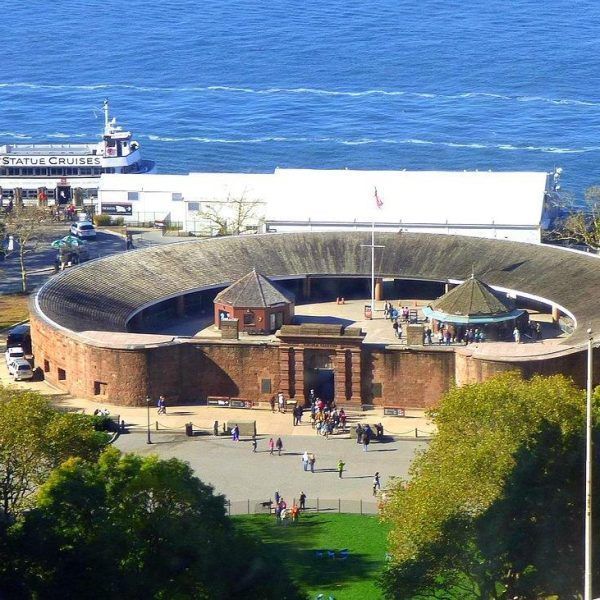 La fortaleza de Castle Clinton, oficina de tickets