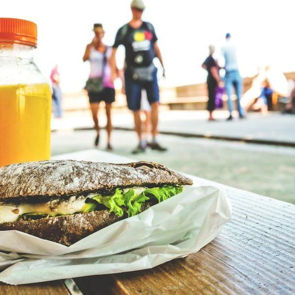 Crown Café, comer bien en la Estatua de la Libertad