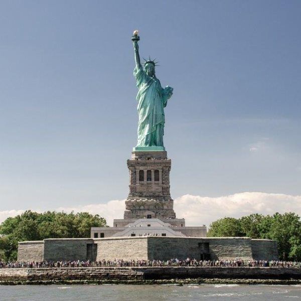 Visitas guiadas en español en la Estatua de la Libertad