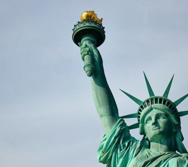 ¿Por qué la estatua de la Libertad es de color verde?