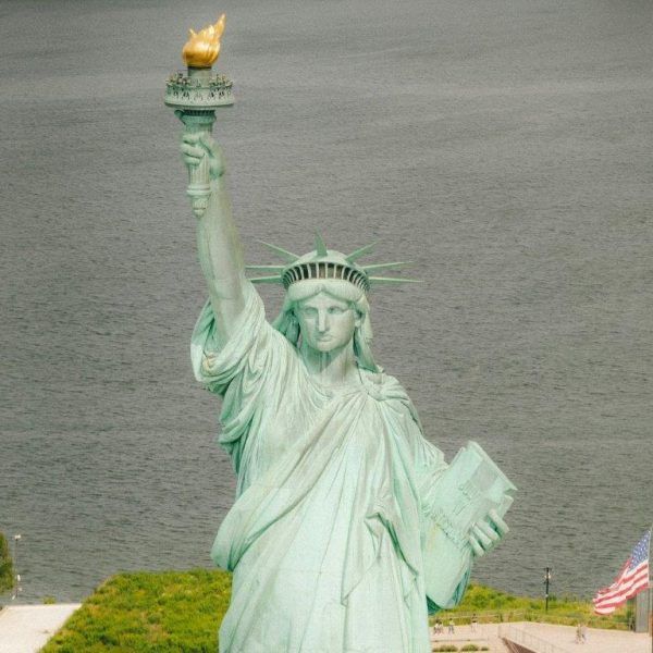 ¿Qué pases turísticos de Nueva York incluyen la Estatua de la Libertad?